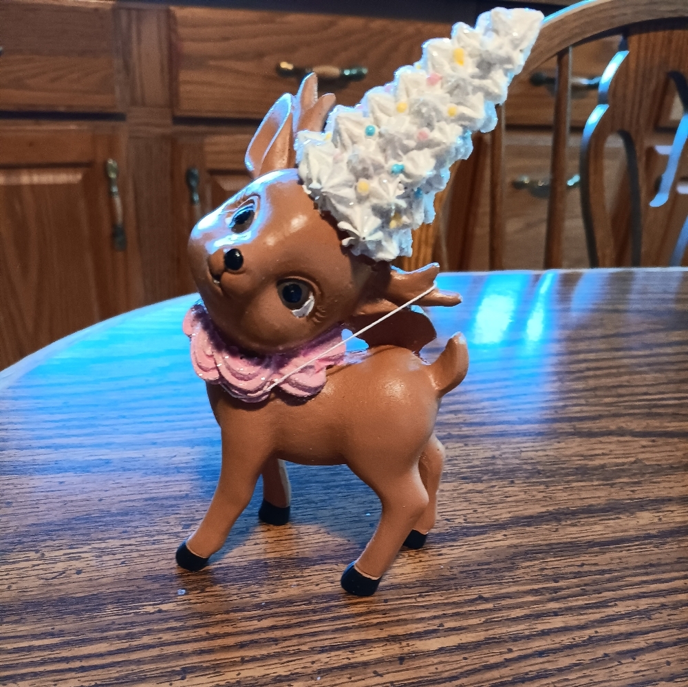 HOBBY LOBBY SWEETS & TREATS DEER. NWT